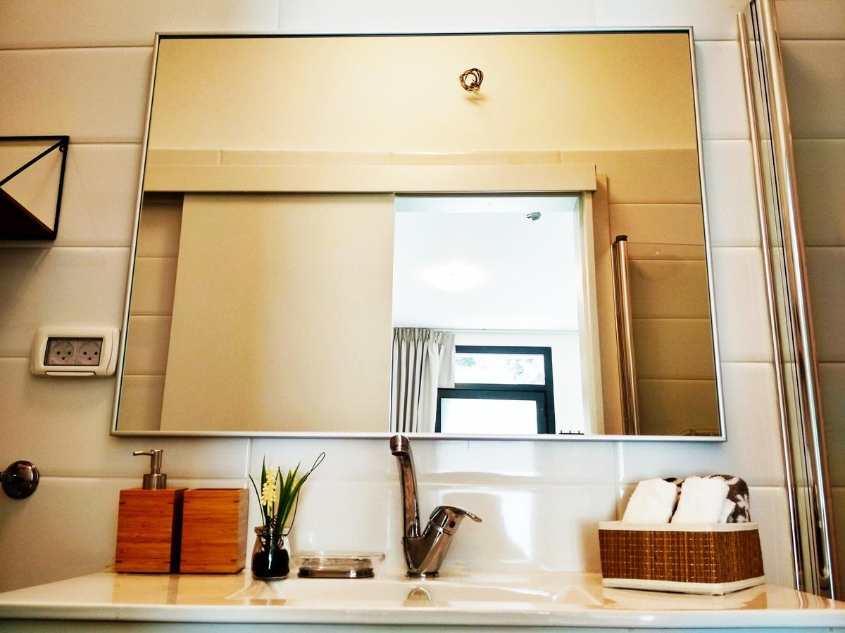 תל אביב Beautiful Studio On Jerusalem Boulevard מראה חיצוני תמונה